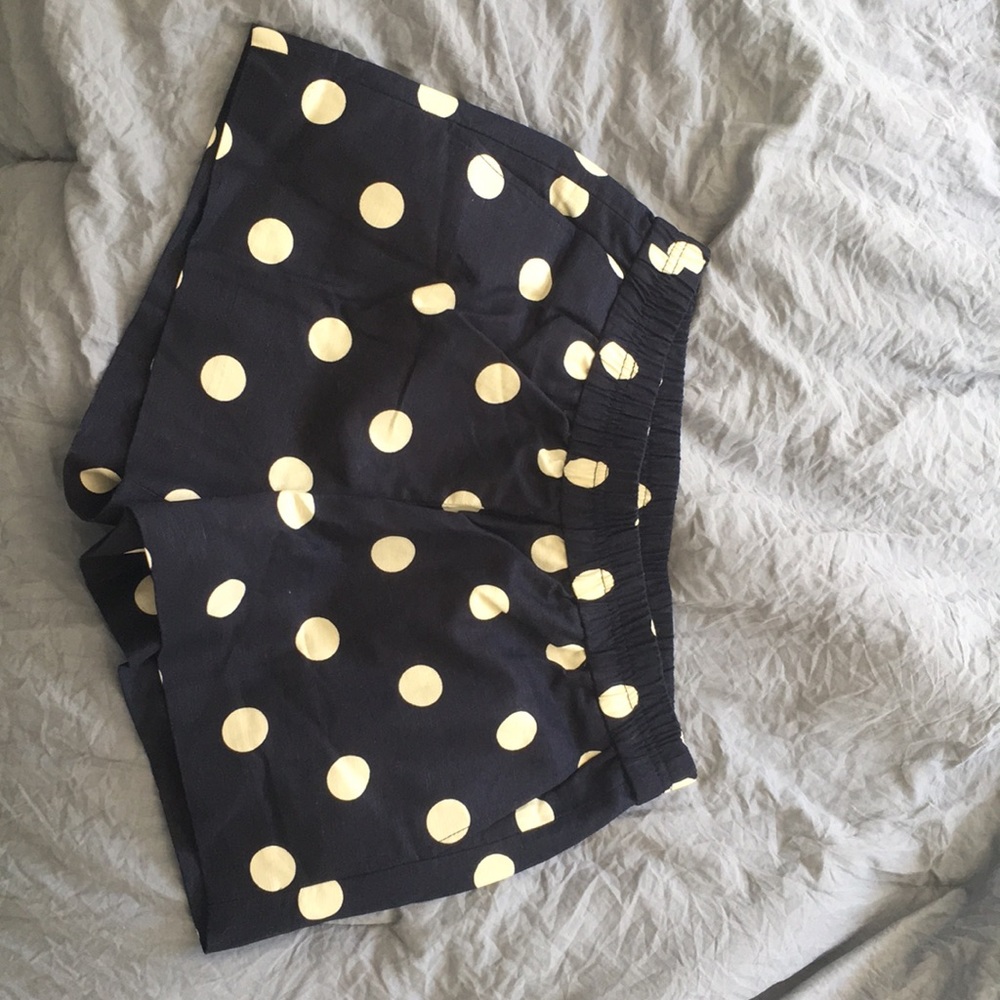 NWT Navy and white polka dot shorts